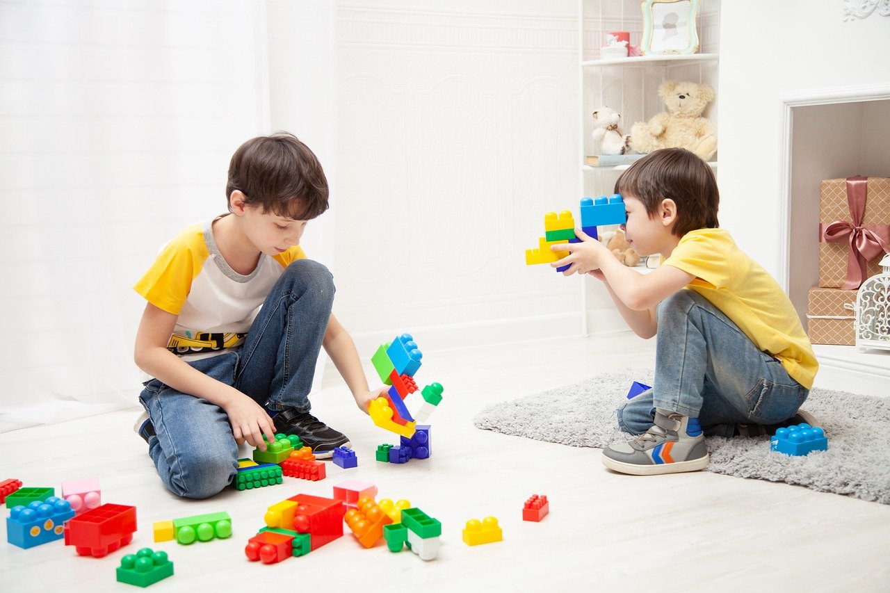 La place des jeux et des jouets dans l'éducation de notre enfant. 